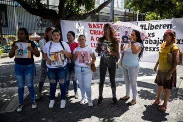 Familiares de adolescentes detenidos en Venezuela denuncian «torturas» contra los menores