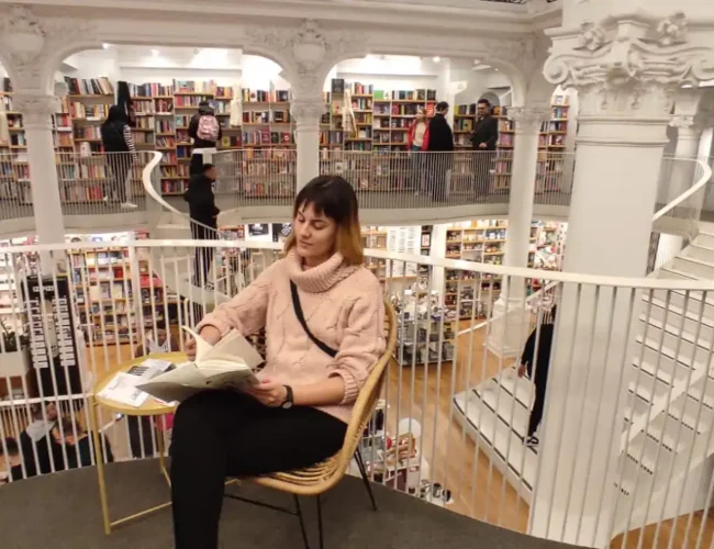 Elsa Sánchez Peña sorprende con su obra NASCITURUS, un poemario filosófico que invita a la reflexión