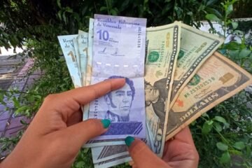 Cavecom-e: Es ilegal ofrecer productos que sean exclusivamente cancelados en divisas