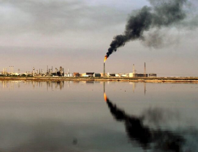 Brasil lanza una polémica subasta de concesiones petroleras por incluir áreas vulnerables