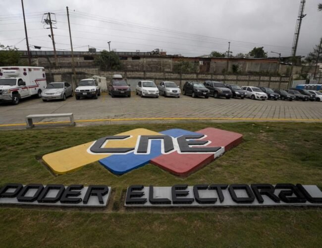 CNE recibe postulaciones para las elecciones municipales de julio