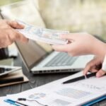 Entre el 10 % y 15 % de la población tiene condiciones para acceder a crédito bancario