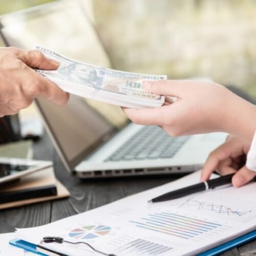 Entre el 10 % y 15 % de la población tiene condiciones para acceder a crédito bancario
