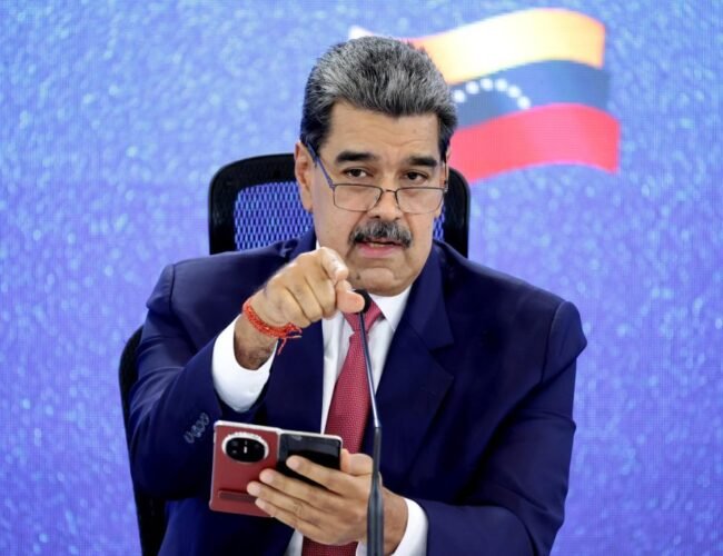 Maduro pide quitar nacionalidad a quien «se sume» a una invasión extranjera en Venezuela