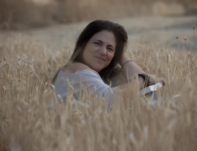 Belén Gallego García Motos debuta con ÚNICO: una obra que transforma la sensibilidad en literatura