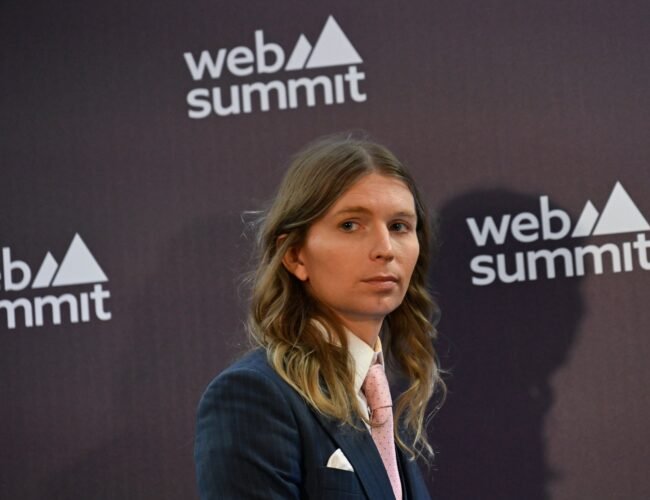 Chelsea Manning, exanalista de inteligencia: “Una filtración masiva hoy ya no sería un bombazo”
