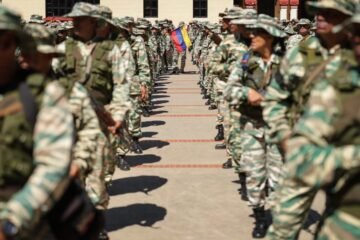 Maduro anuncia nuevos ejercicios militares en las costas de Venezuela por 72 horas