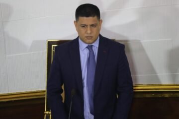 Venezuela celebrará encuentro con diputados del Caribe por la paz de la región