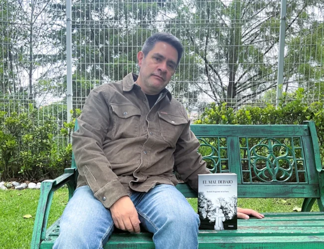 Rodolfo Dragonné de la Parra impacta con una poderosa mezcla de terror y crítica social