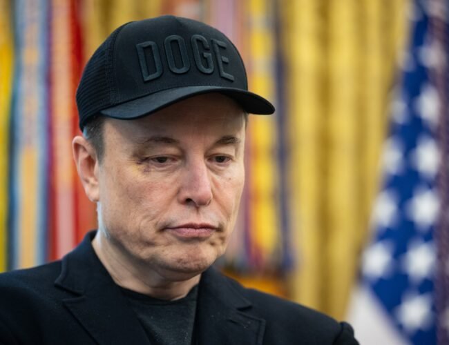 Nuevos enlaces, más transparencia: X quiere recuperar a los periodistas que se fueron