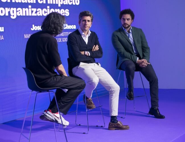 ¿Quién decide, la ciudadanía o las grandes empresas digitales?