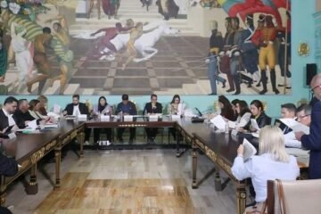 Poderes públicos y ONG participaron en consulta de proyecto de ley de amnistía en Venezuela