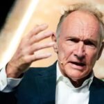 Tim Berners-Lee, creador de la web, rechaza los “algoritmos adictivos” como el de Tiktok