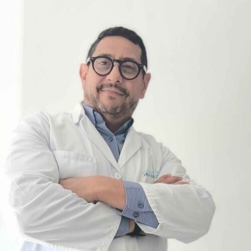 VINICIO VILLALOBOS violencia en la estructura hospitalaria. ¿COSTUMBRE, NECESIDAD O SILENCIOS CÓMPLICES?”