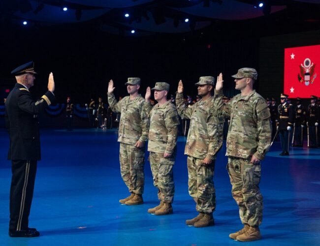 Destacamento 201, la unidad del Ejército de EE UU dirigida por ejecutivos tecnológicos