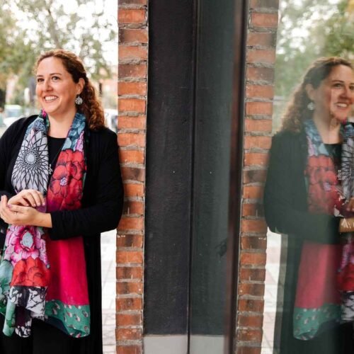 Gisel Ferrón Palomo irrumpe en la literatura con una propuesta que fusiona emoción, fantasía y crecimiento personal