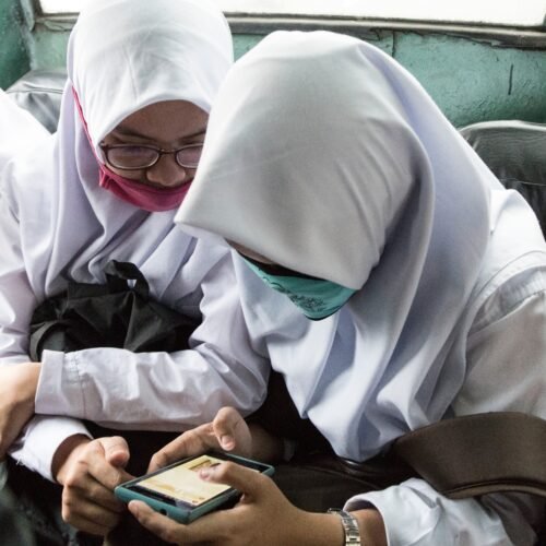 Más de 10 millones de menores de edad en África y Asia sufrieron abuso sexual digital: “En internet es muy fácil hacer mucho daño”