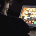 Perder 20.000 euros desde una unidad de psiquiatría: el caso que revela las grietas de las apuestas ‘online’