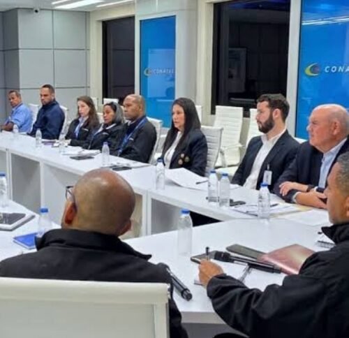 Conatel y Starlink discutieron formalización y regularización del internet satelital en el país